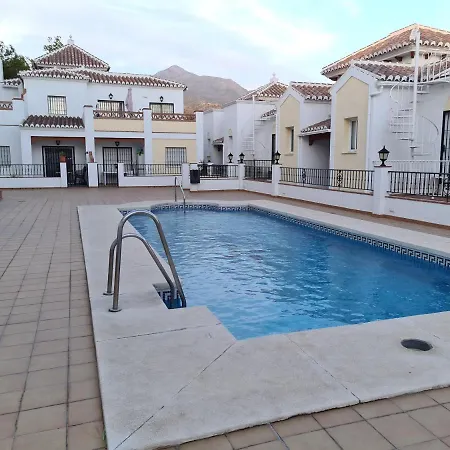 Bonito En Pinal Del Mar * 네르하