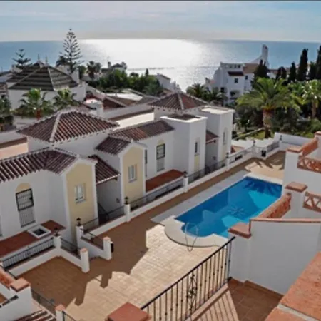 Bonito En Pinal Del Mar Nerja