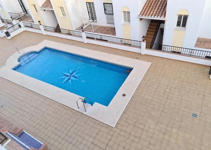 Bonito En Pinal Del Mar Apartamento Nerja